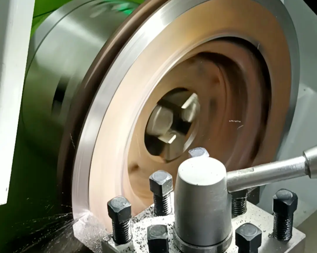 Проточка тормозных дисков и барабанов Проточка дисков